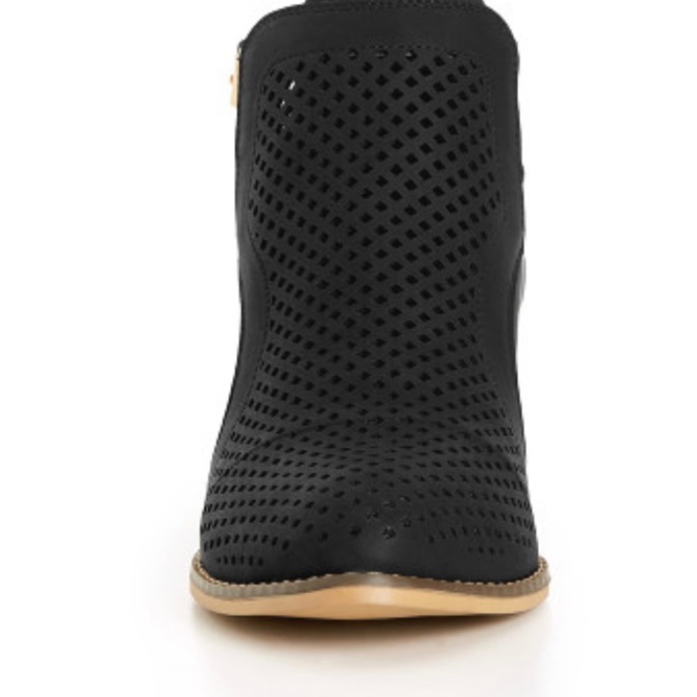 Cloudwalkers Black Wide Fit Ankle Boots - Picture 3 of 4